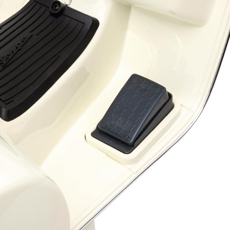 Vespa kinderscooter - crème-wit