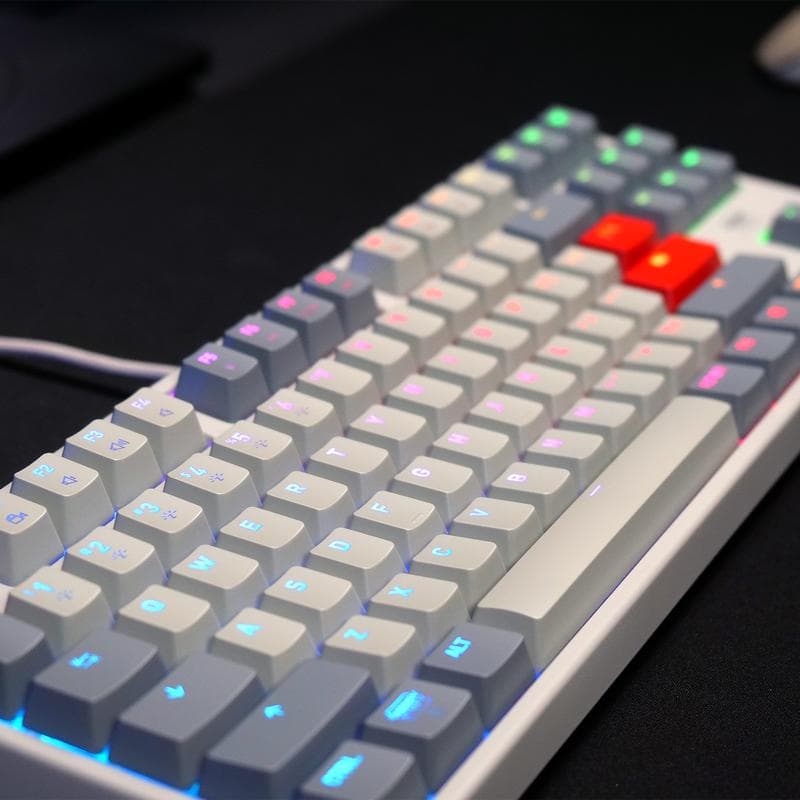 Cherry XTRFY mechanisch gamingtoetsenbord K4V2 RGB TKL Retro