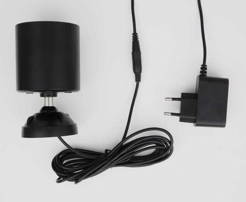 LSC Smart Connect outdoor spotlight camera