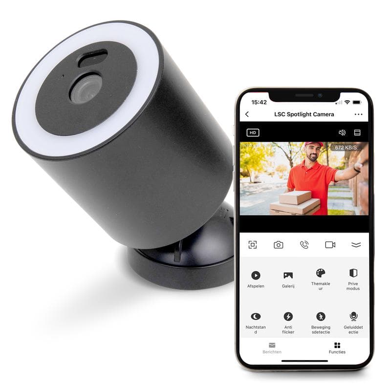 LSC Smart Connect outdoor spotlight camera
