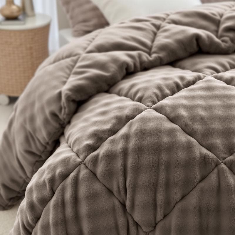 Lazy all-in-one dekbed Pom Pom Fur - Taupe