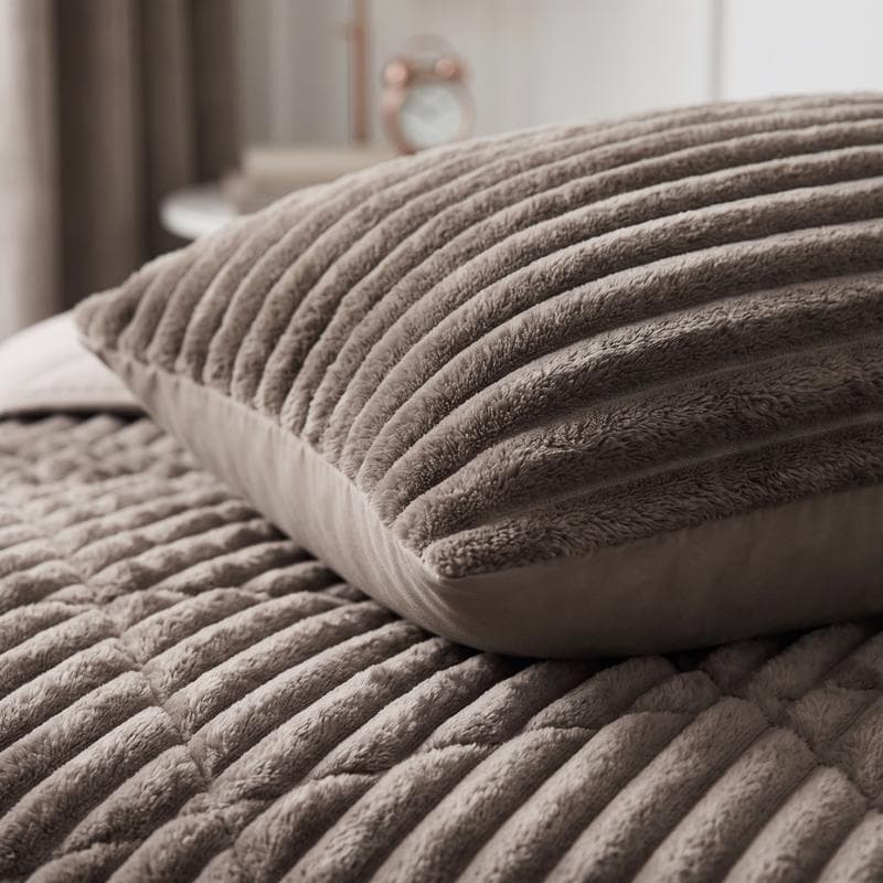 Lazy all-in-one dekbed ribstof - donkerbruin