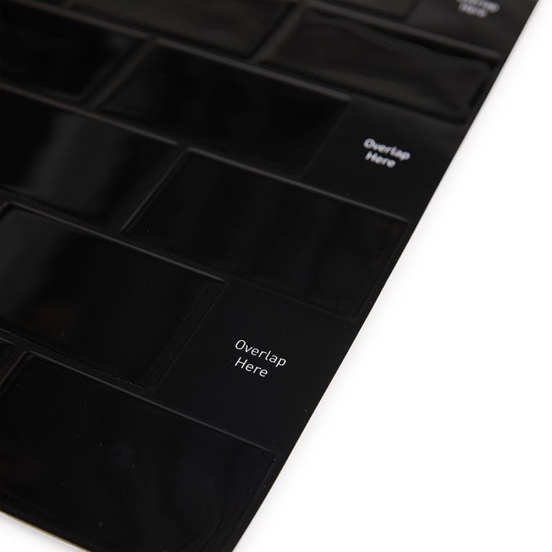 Crédence adhésive - carrelage métro noir