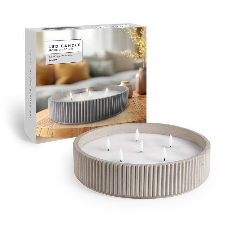 Bougie LED dans un bougeoir en ciment