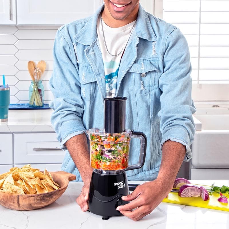 NutriBullet Magic Bullet blender + foodprocessor Kitchen Express