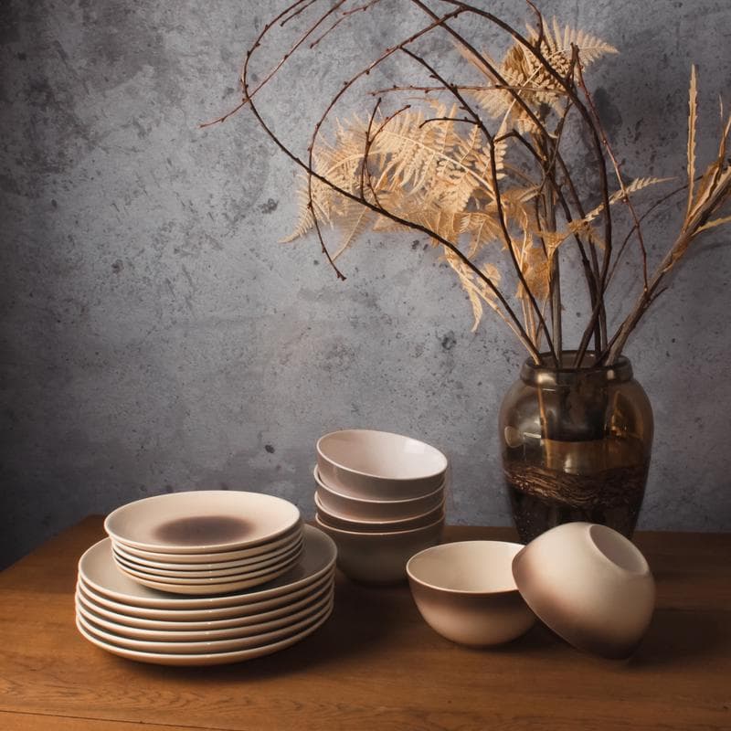 Service de table Obsedian - blanc et mauve