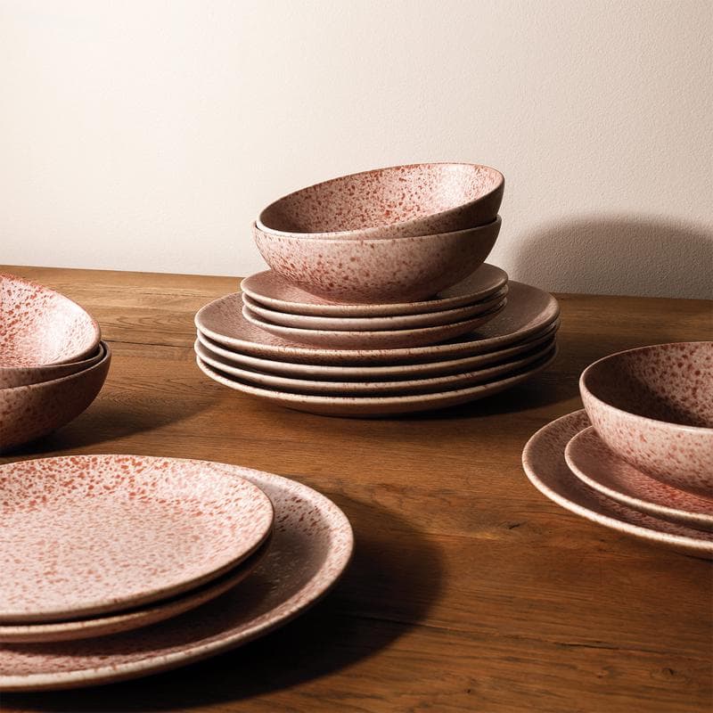Bordenset Eclipse Speckle - roze serviesset op tafel