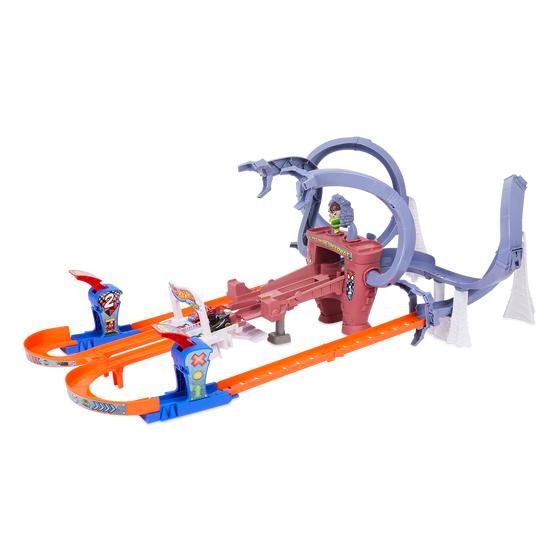 Hot Wheels RacerVerse Spider-Man racetrack