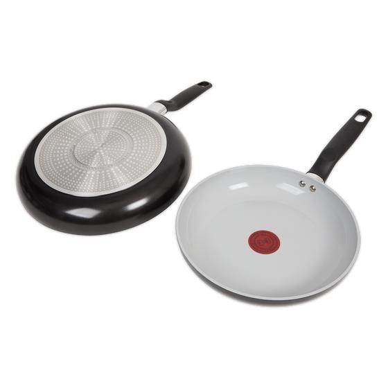 Tefal Fresh Kitchen ceramic frying pan set - pans flipped