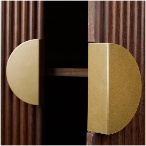 Ribbed design walnut sideboard - close-up of handle