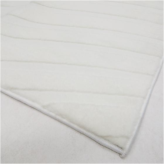 Wave rug - close-up of corner