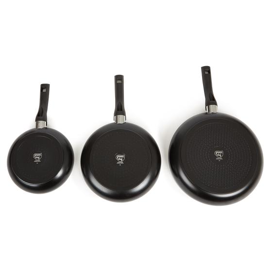 Greenchef 14-piece pan set - 3 pans underside