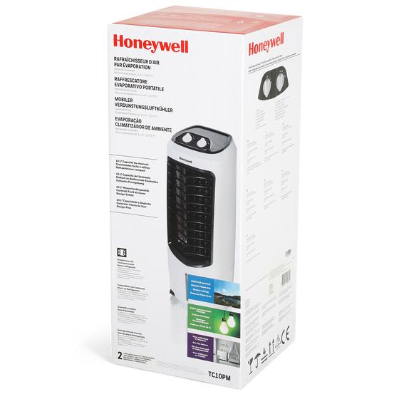 Packaging in which the Honeywell Aircooler TC10PM is delivered