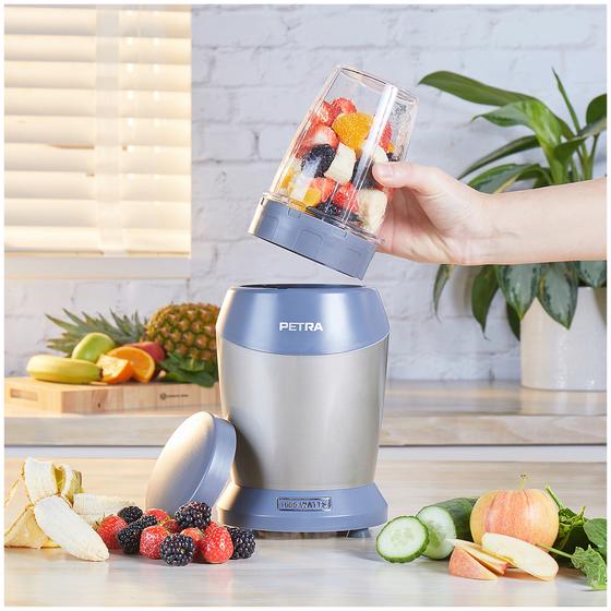 Blender Petra NutriMax with fruits