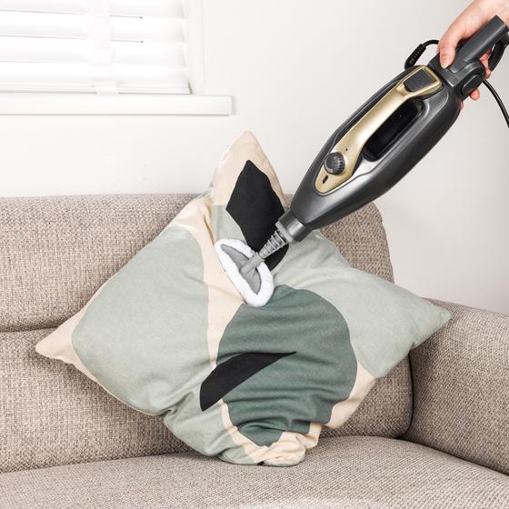 Steam cleaner 14-in-1 - freshening up cushions