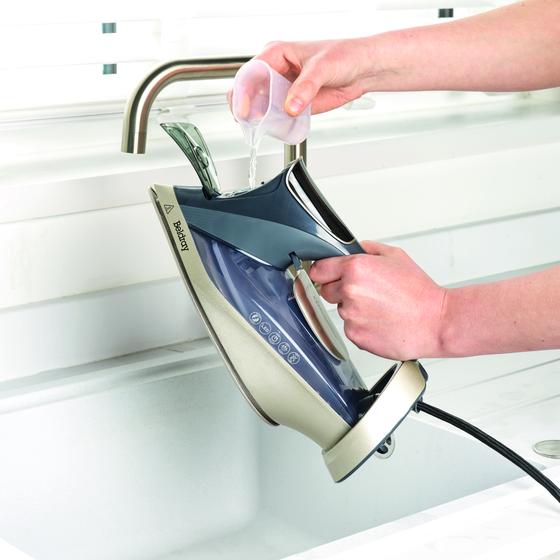 Beldray digital steam iron - filling water reservoir