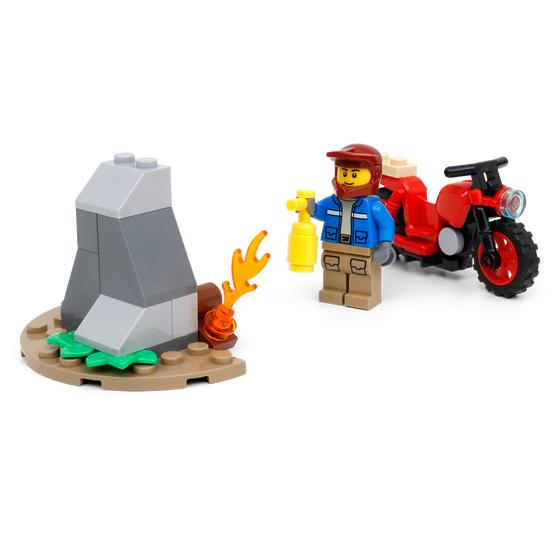 Lego City Wildlife Rescue Camp campfire