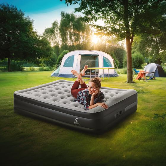 Double airbed with built-in pump - camping