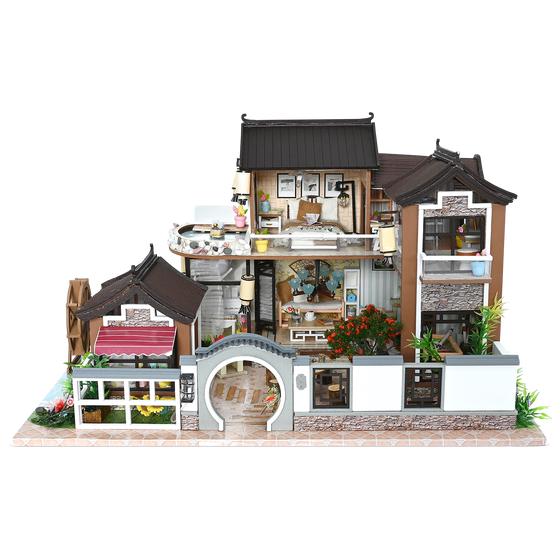 Crafts & Co miniatuur huisje van de voorkant