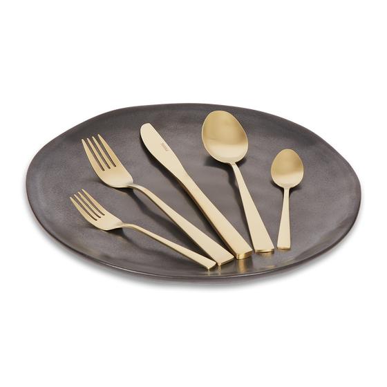 Cutlery set - one set on plate