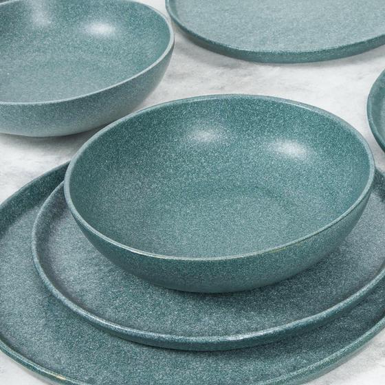 18-delige dinnerset - pastel groen sfeerfoto close up