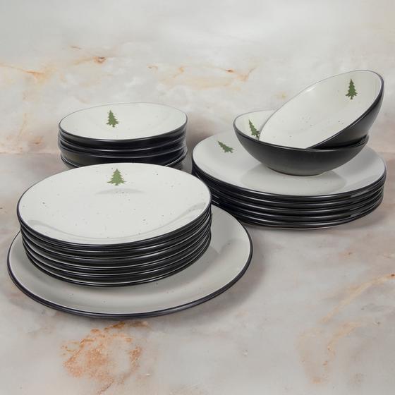 Speckled plate set - Black with Christmas tree complete set styled