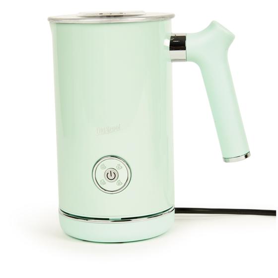 Milk frother with retro look - mint green