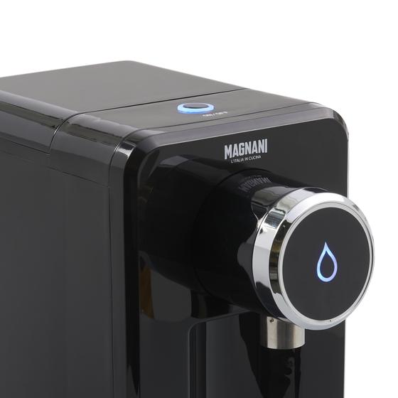 close up heet water dispenser Magnani