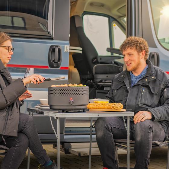 Barbecue portable SUMM Easy-Go dans un camping