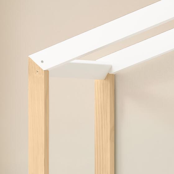 Adjustable kids' desk - corner