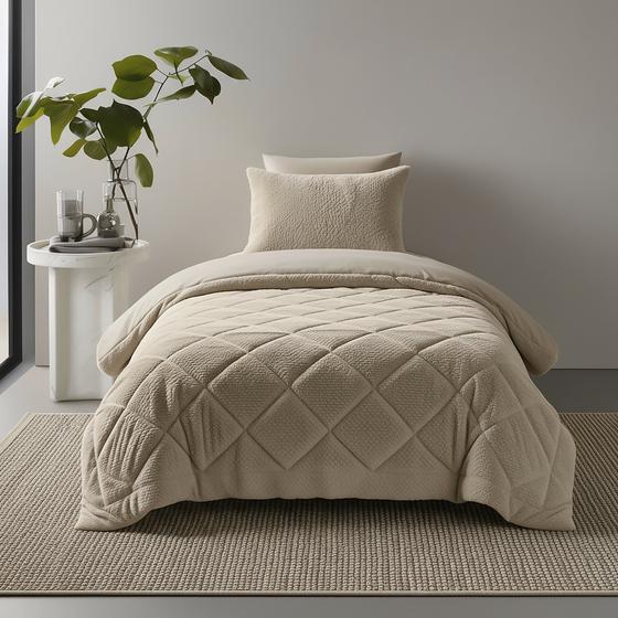 Lazy all-in-one duvet Teddy fur 140 x 200 cm - taupe - on bed