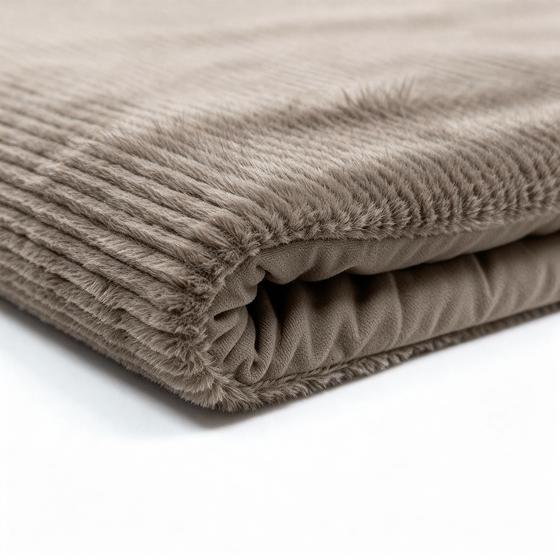 Faux fur duvet cover - 140 x 200/220 cm - taupe - close-up of fabric