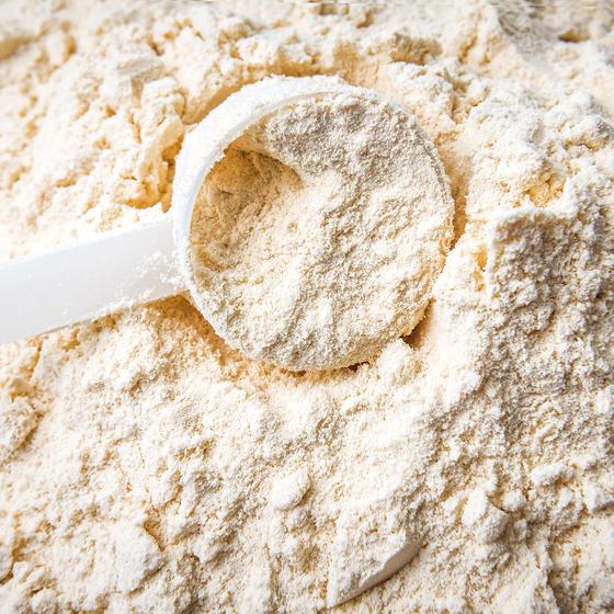 Whey proteïne eiwitpoeder met maatschep