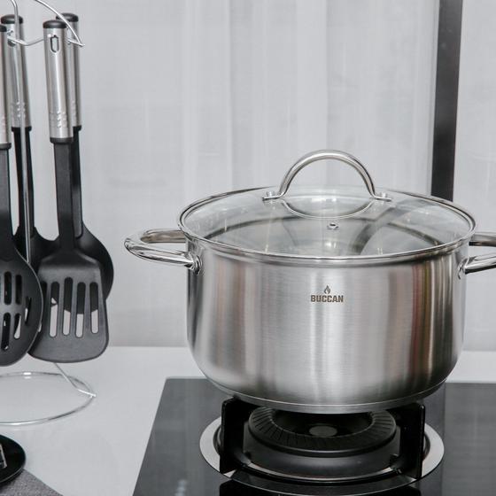 Buccan cooking set - pan on hob