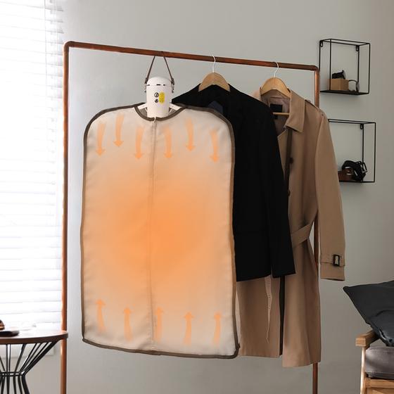 Hyundai Electronics electric clothes dryer on clothes rack