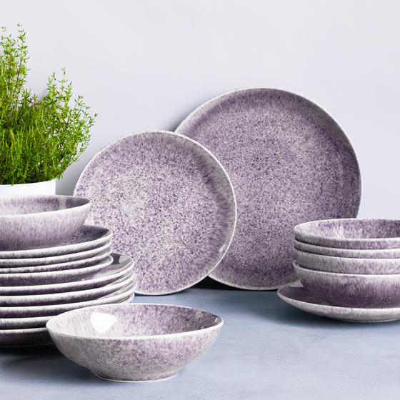 Dinner set Feather - Lilac - in kitchen