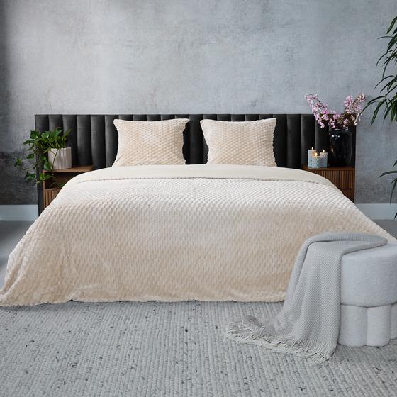 Teddy Hexagon duvet cover 240 x 220 cm - off-white - lifestyle image