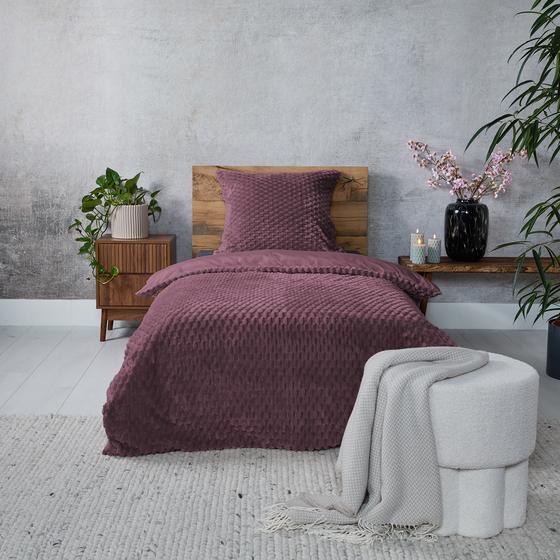 Teddy Hexagon duvet cover 140 x 200 cm - burgundy - lifestyle image