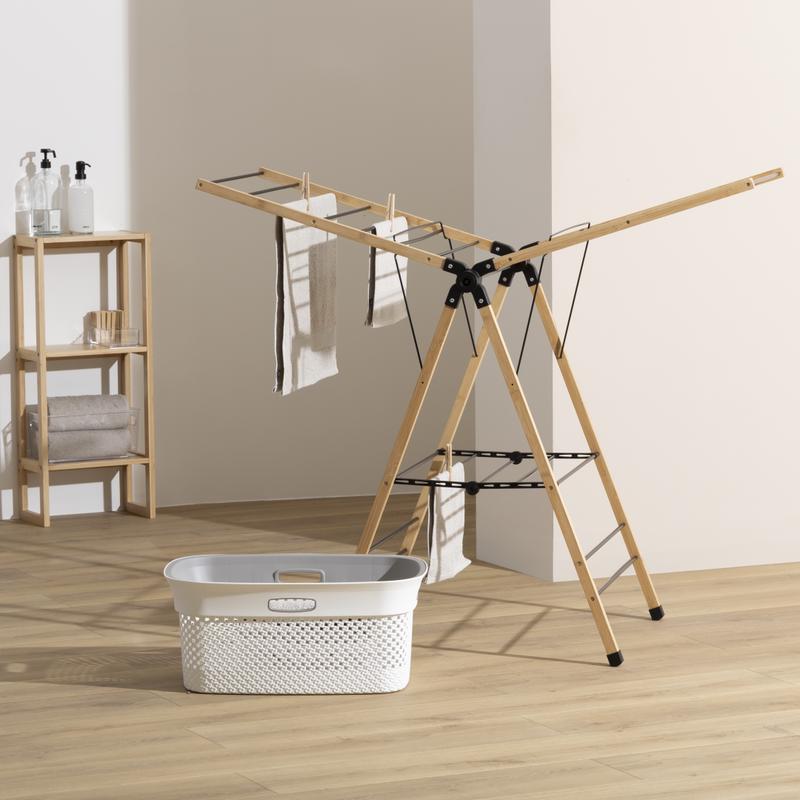 Bamboo clothes drying rack - mood picture