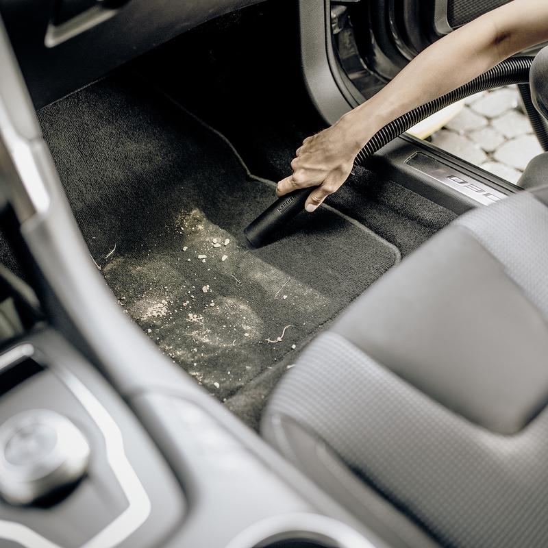 Kärcher wet-and-dry vacuum cleaner KWD1 - used in car