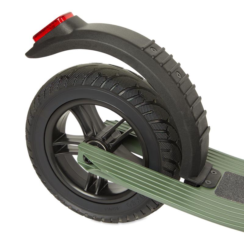 Roue arrière de la trottinette verte Acer