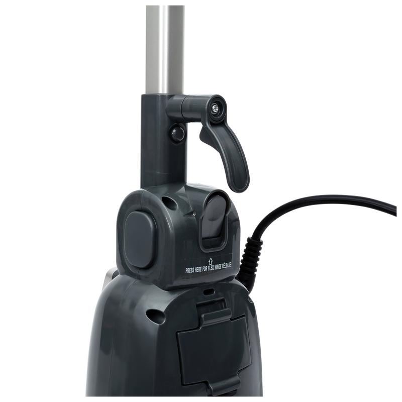 Steam cleaner 14-in-1 close-up