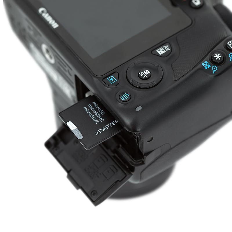 Carte micro SDHC SanDisk Ultra adaptator inserted