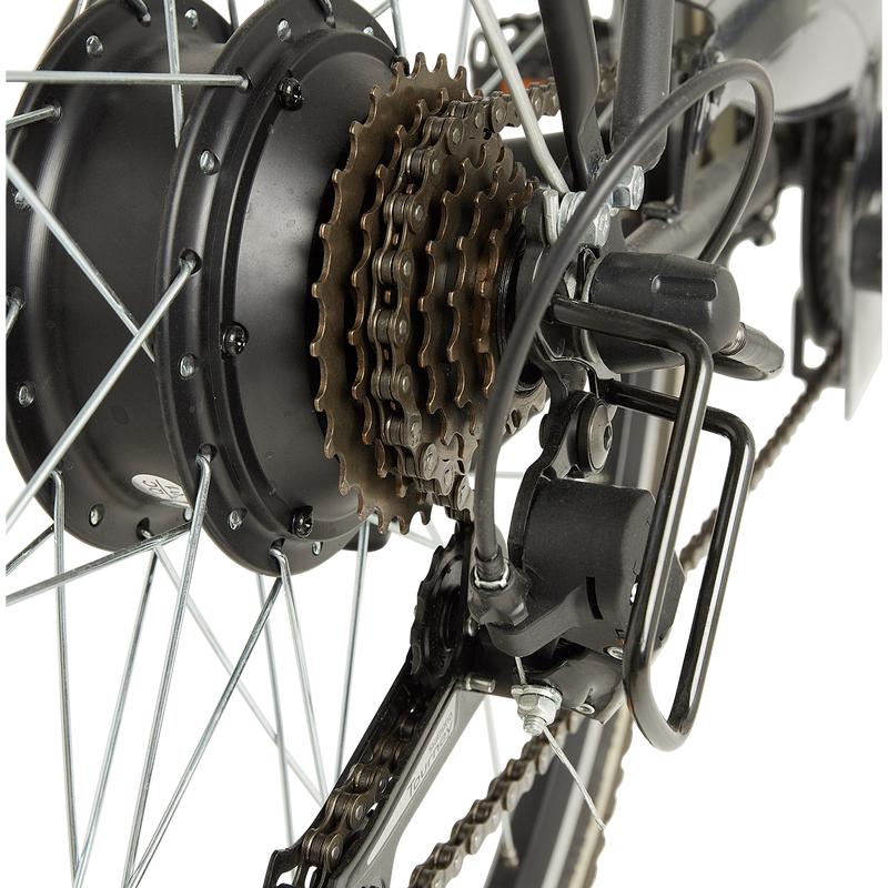 CARRAT electric bicycle - close-up chain