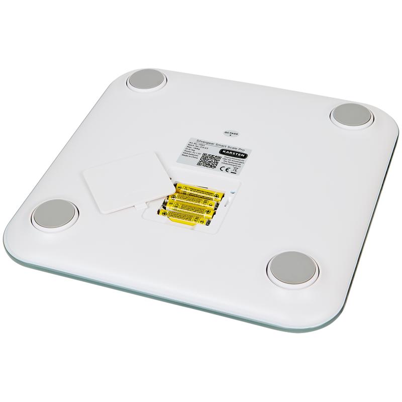 Silvergear smart bathroom scale - white - bottom with batteries