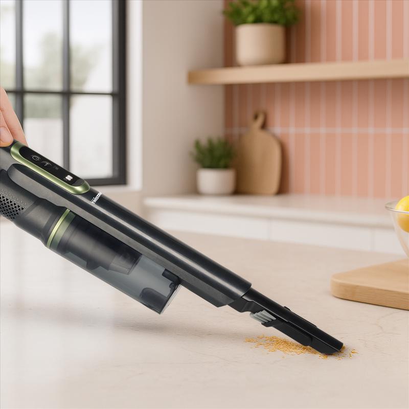Tristar cordless vacuum cleaner with charging station - vacuuming counter