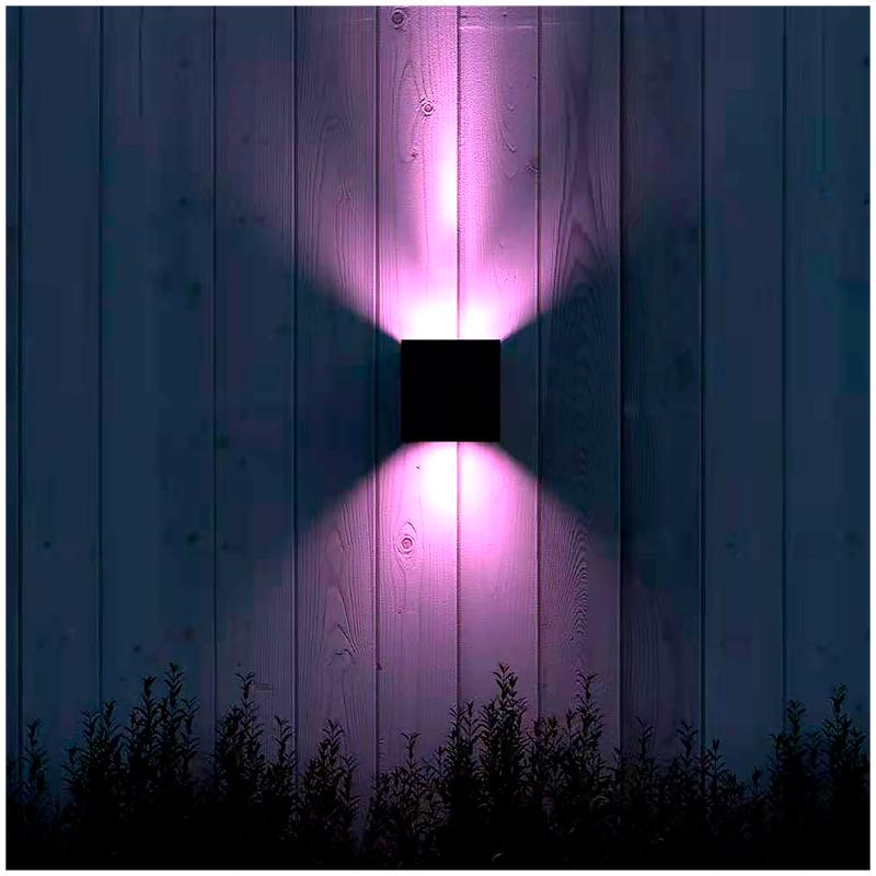LSC Smart Outdoor wall lamp atmosphere image