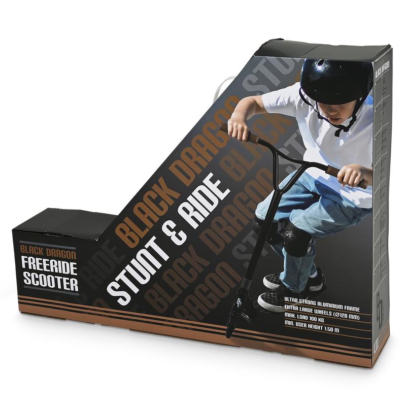 Packaging of the Black Dragon stunt scooter