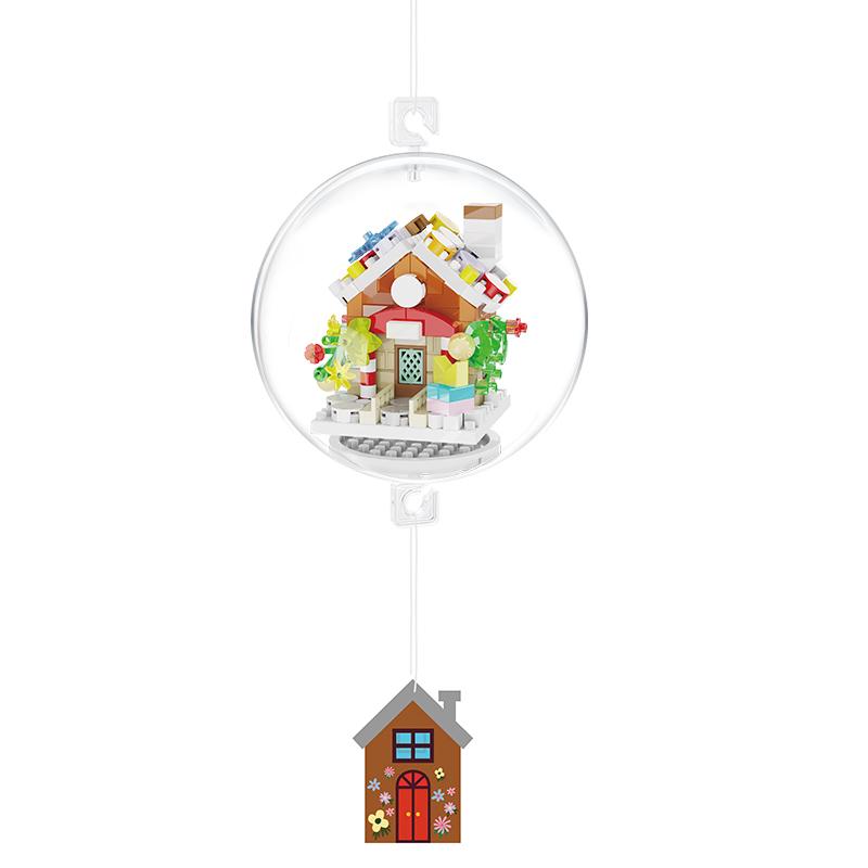 DIY Christmas bauble set with building blocks - house