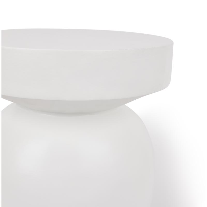 MgO white sidetable close-up